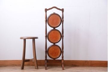 アンティーク雑貨　イギリスアンティーク　ウォールナット材の折り畳み式ケーキスタンド(1)