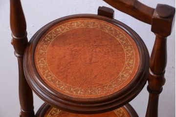 アンティーク雑貨　イギリスアンティーク　ウォールナット材の折り畳み式ケーキスタンド(1)