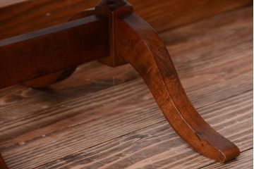 アンティーク雑貨　イギリスアンティーク　ウォールナット材の折り畳み式ケーキスタンド(1)