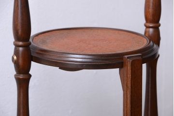 アンティーク雑貨　イギリスアンティーク　ウォールナット材の折り畳み式ケーキスタンド(1)