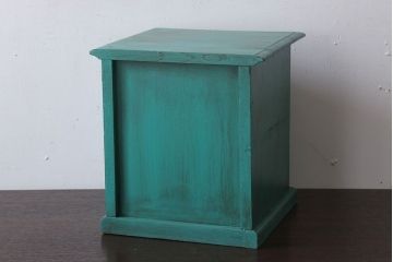 アンティーク家具　アンティークペイント　小ぶりなグリーンカラーの2杯小引き出し