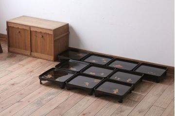 古民具・骨董　柴田是真(是眞)図変わり蒔絵　脚付膳(一人膳)10客セット(箱付き)