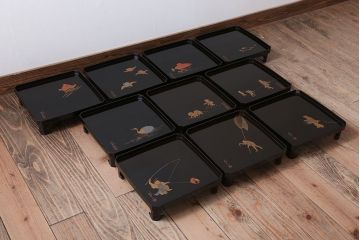 古民具・骨董　柴田是真(是眞)図変わり蒔絵　脚付膳(一人膳)10客セット(箱付き)