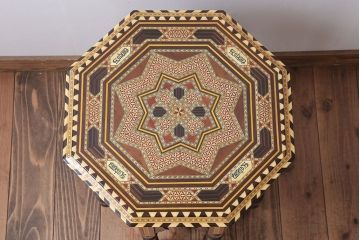 アンティーク雑貨　中古　アジアンテイスト　小物収納付き!サイドテーブル