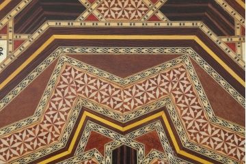 アンティーク雑貨　中古　アジアンテイスト　小物収納付き!サイドテーブル