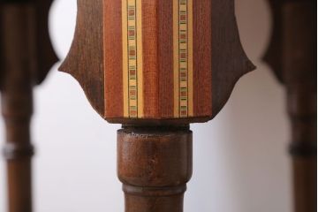 アンティーク雑貨　中古　アジアンテイスト　小物収納付き!サイドテーブル