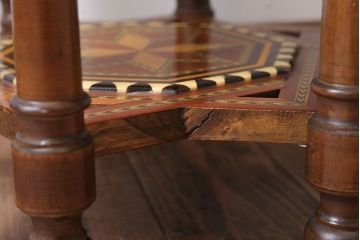 アンティーク雑貨　中古　アジアンテイスト　小物収納付き!サイドテーブル