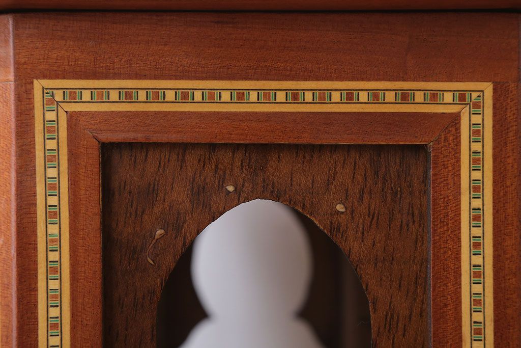 アンティーク雑貨　中古　アジアンテイスト　小物収納付き!サイドテーブル