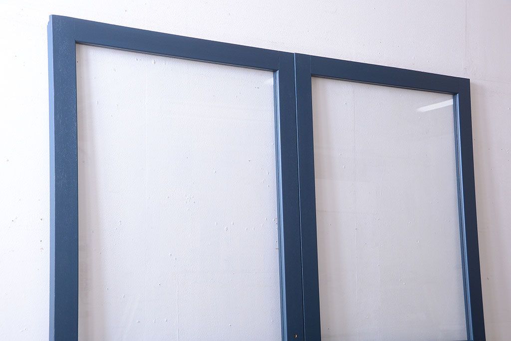 アンティーク　レトロでかわいいペイントガラス戸2枚セット