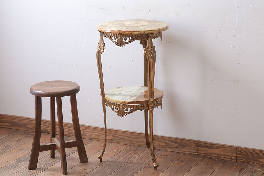 中古　イタリア製　大理石天板のサイドテーブル(オニキス)