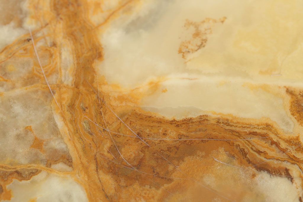 中古　イタリア製　大理石天板のサイドテーブル(オニキス)