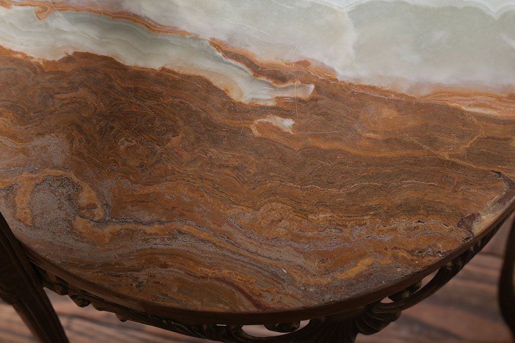 中古　イタリア製　大理石天板のサイドテーブル(オニキス)