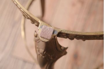 中古　イタリア製　大理石天板のサイドテーブル(オニキス)