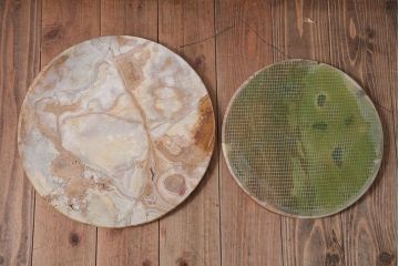 中古　イタリア製　大理石天板のサイドテーブル(オニキス)