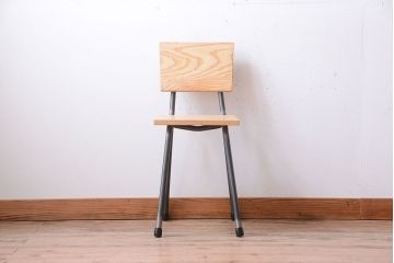 ラフジュ工房オリジナル　小ぶりなアイアンレッグチェア(1)