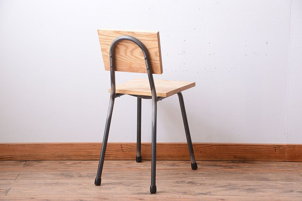 ラフジュ工房オリジナル　小ぶりなアイアンレッグチェア(1)