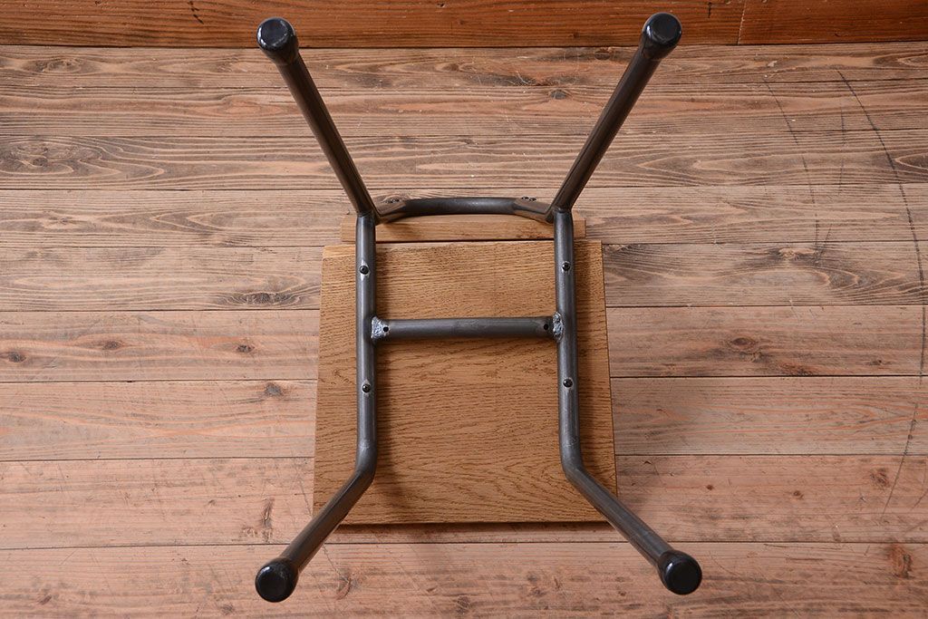 ラフジュ工房オリジナル　小ぶりなアイアンレッグチェア(3)