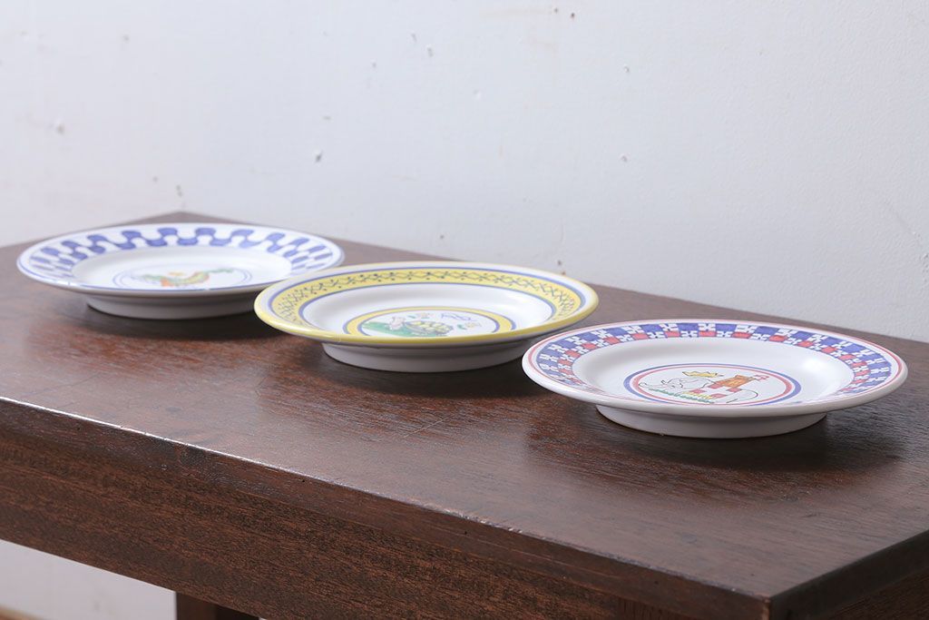 アンティーク雑貨　中古　イタリアSBERNA DERUTA(サブリナデルタ)　絵皿3枚セット(プレート)(洋食器)