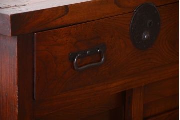 アンティーク家具　古民具・骨董　三面横桟回しの越後帳場箪笥(銭戸棚、帳箪笥・帳戸棚)