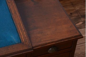 アンティーク家具　和製アンティーク　古い栓材の帳場机(簿記机・両袖机)(2)