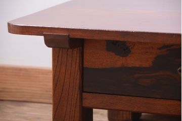 アンティーク家具　和製アンティーク　前板黒柿材!小ぶりな文机