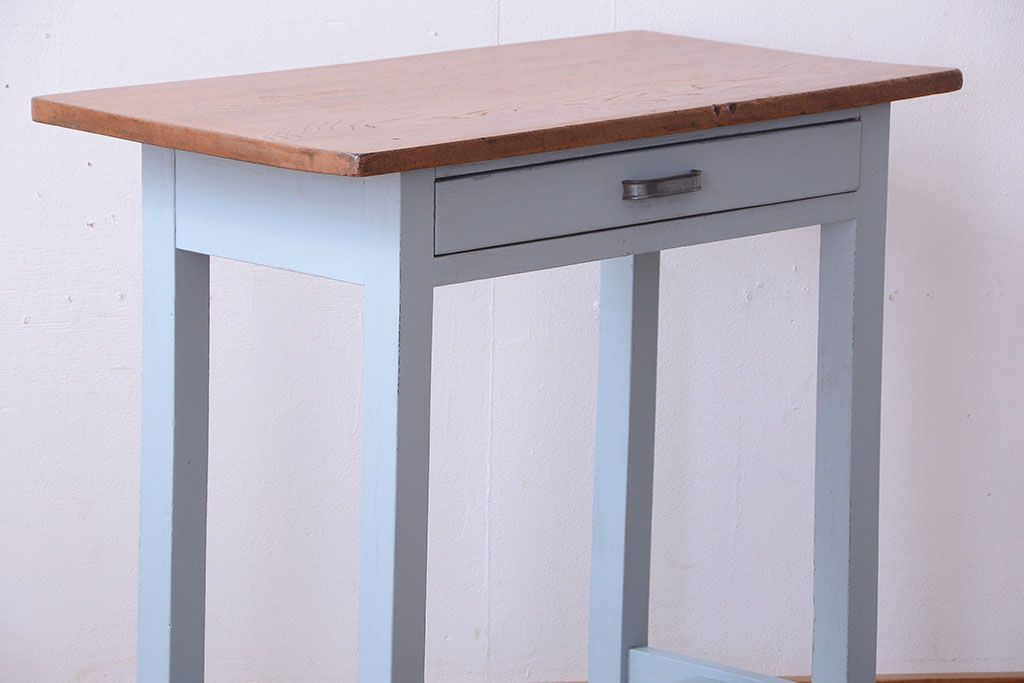 レトロ家具　アンティークペイント　古い木のレトロな平机(デスク)(2)