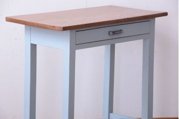 レトロ家具　アンティークペイント　古い木のレトロな平机(デスク)(2)