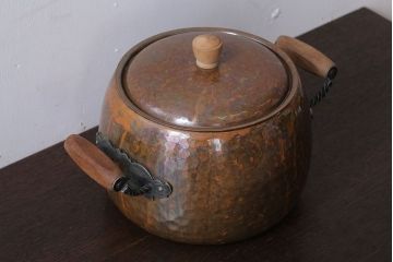アンティーク雑貨　ビンテージ　スイスStockli Netstal　木製取っ手の銅製両手鍋