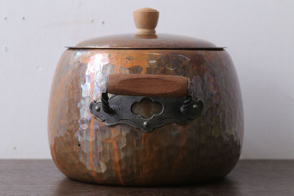 アンティーク雑貨　ビンテージ　スイスStockli Netstal　木製取っ手の銅製両手鍋