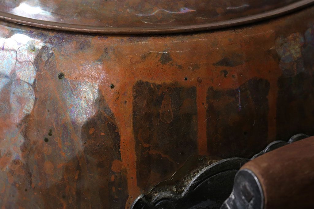 アンティーク雑貨　ビンテージ　スイスStockli Netstal　木製取っ手の銅製両手鍋