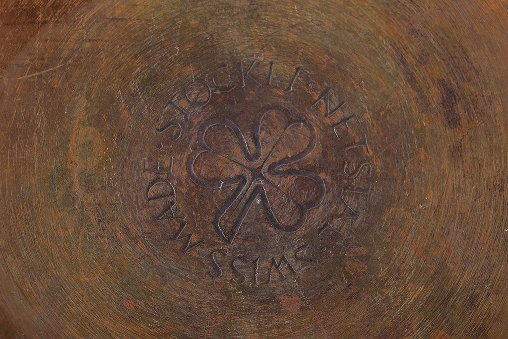 アンティーク雑貨　ビンテージ　スイスStockli Netstal　木製取っ手の銅製両手鍋