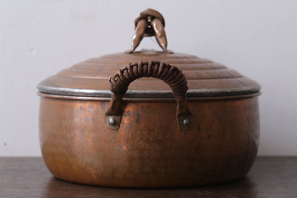 アンティーク雑貨　ビンテージ　銅製のシャビーな両手鍋