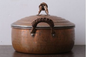 アンティーク雑貨　ビンテージ　銅製のシャビーな両手鍋