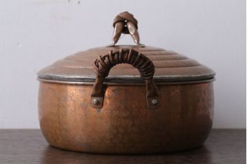 アンティーク雑貨　ビンテージ　銅製のシャビーな両手鍋
