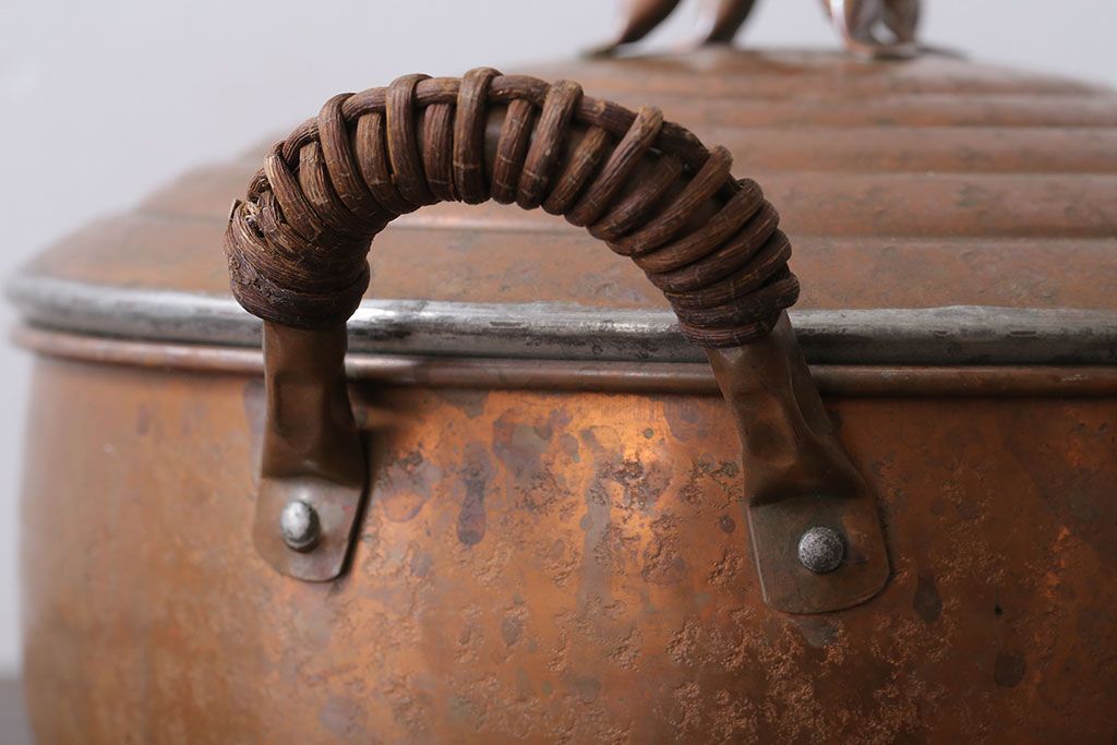 アンティーク雑貨　ビンテージ　銅製のシャビーな両手鍋