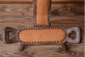 中古　アジアン家具　本革座面のチェア(椅子)(2)