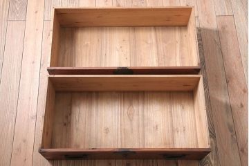 アンティーク家具　和製アンティーク　シンプルな丸金具の時代箪笥ローボード(1)