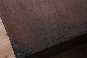 アンティーク家具　和製アンティーク　シンプルな丸金具の時代箪笥ローボード(1)