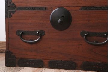 アンティーク家具　和製アンティーク　シンプルな丸金具!時代箪笥ローボード