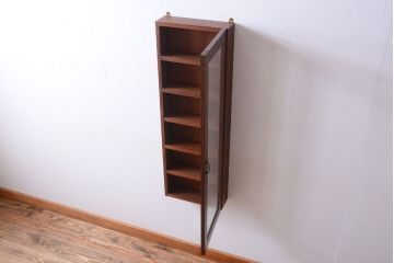 アンティーク家具　アンティーク　気泡ガラス入り!古い木製のお洒落な縦型壁掛け戸棚(2)