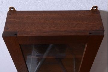 アンティーク家具　アンティーク　気泡ガラス入り!古い木製のお洒落な縦型壁掛け戸棚(2)