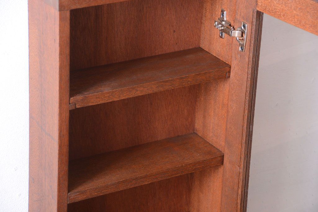 アンティーク家具　アンティーク　気泡ガラス入り!古い木製のお洒落な縦型壁掛け戸棚(2)