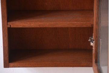 アンティーク家具　アンティーク　気泡ガラス入り!古い木製のお洒落な縦型壁掛け戸棚(2)