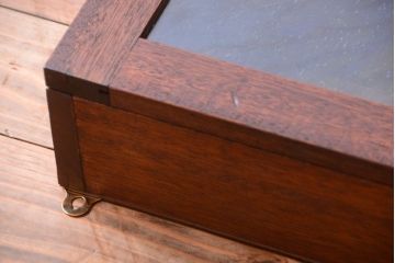 アンティーク家具　アンティーク　気泡ガラス入り!古い木製のお洒落な縦型壁掛け戸棚(2)