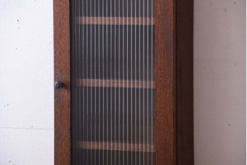 アンティーク家具　アンティーク　モールガラス入り!古い木製のお洒落な縦型壁掛け戸棚(1)