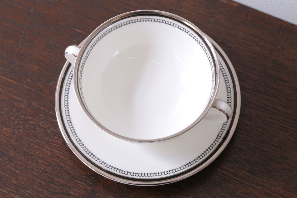 アンティーク雑貨　中古 イギリス ROYAL DOULTON(ロイヤルドルトン) SARABANDE(サラバンド)ダブルハンドルスープカップ&ソーサー(洋食器)