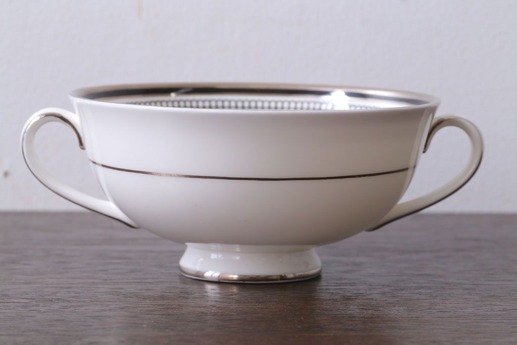 アンティーク雑貨　中古 イギリス ROYAL DOULTON(ロイヤルドルトン) SARABANDE(サラバンド)ダブルハンドルスープカップ&ソーサー(洋食器)