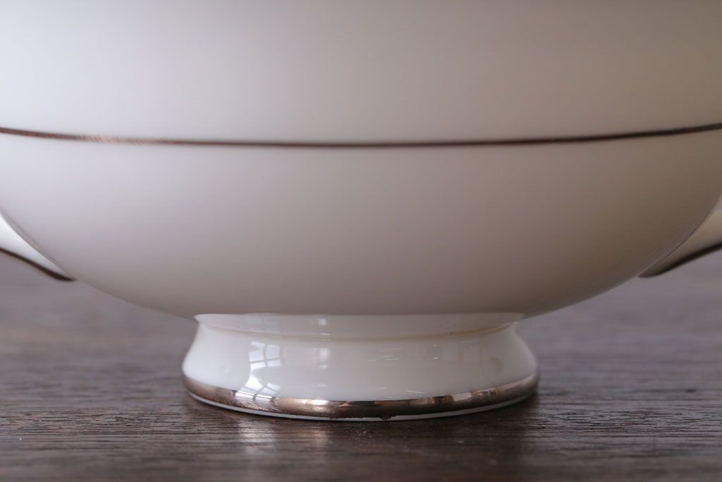 アンティーク雑貨　中古 イギリス ROYAL DOULTON(ロイヤルドルトン) SARABANDE(サラバンド)ダブルハンドルスープカップ&ソーサー(洋食器)