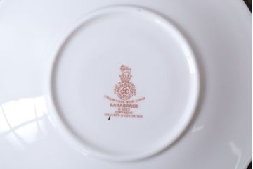 アンティーク雑貨　中古 イギリス ROYAL DOULTON(ロイヤルドルトン) SARABANDE(サラバンド)ダブルハンドルスープカップ&ソーサー(洋食器)