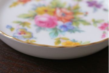 アンティーク雑貨　中古　MINTON (ミントン)など花柄の小皿3枚セット(洋食器)